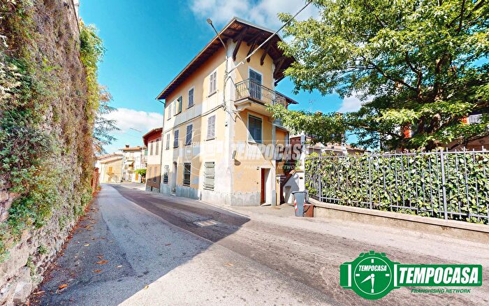 Casa con 7 locali in vendita in Via Irmo Ferrari, San Cristoforo