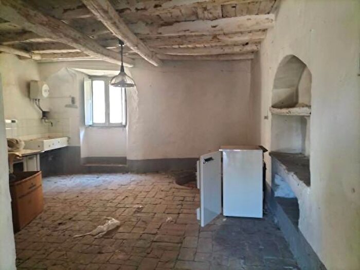 Casa trilocale in vendita in Piazza della Rocca, Attigliano