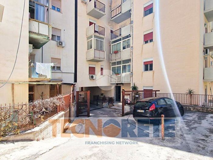 Casa monolocale in affitto in Via della Repubblica, Centro, Monreale