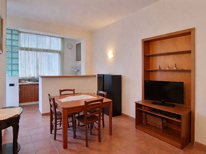 Appartamento monolocale in affitto in Via Francesco Provenzale, Ponti Rossi, Napoli