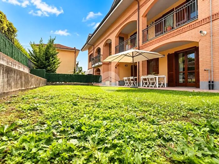 Appartamento con 5 locali in vendita in Via Sestriere, Giaveno