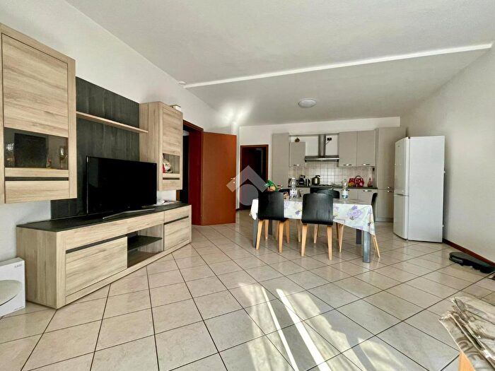 Appartamento trilocale in vendita in Via Dante, San Paolo