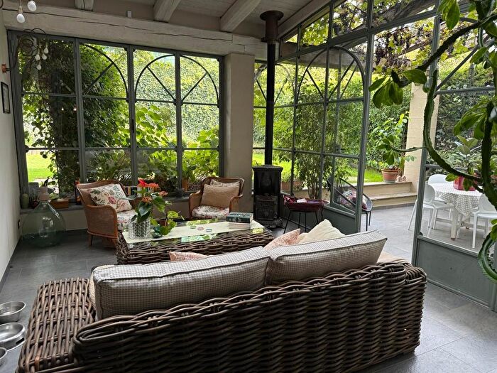 Casa con 8 locali in vendita in Strada Roccacatene, Moncalieri