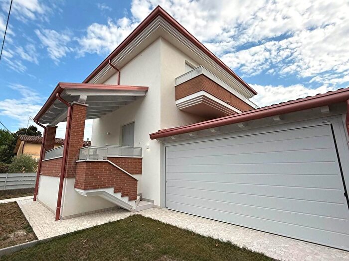 Casa con 7 locali in vendita in Venezia