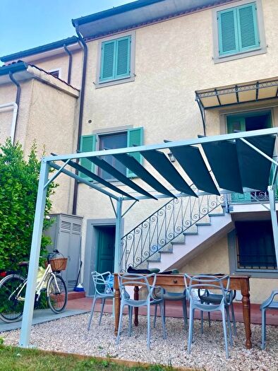 Casa trilocale in vendita in Via Ammiraglio Morin a, Forte Dei Marmi