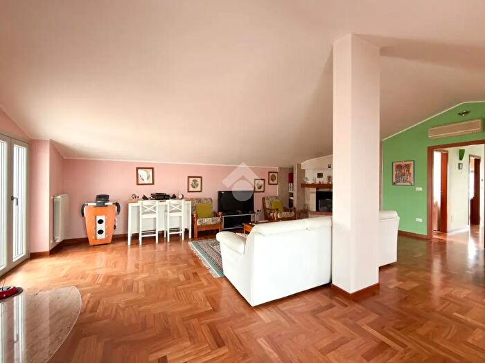 Appartamento trilocale in vendita in Via Ciancetta, San Giovanni Teatino