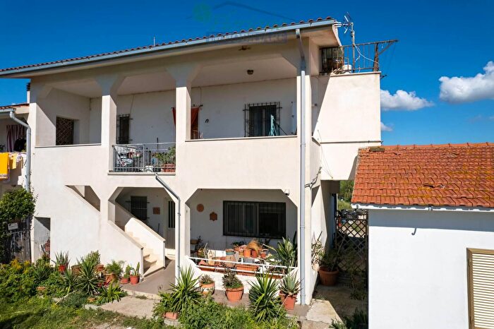 Casa con 9 locali in vendita in Strada Provinciale Pescia Romana, Montalto Di Castro