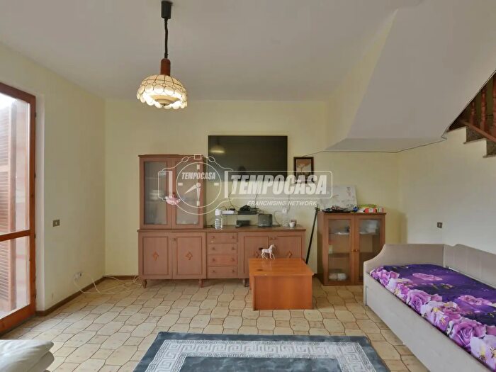 Appartamento con 5 locali in vendita in Montecassiano