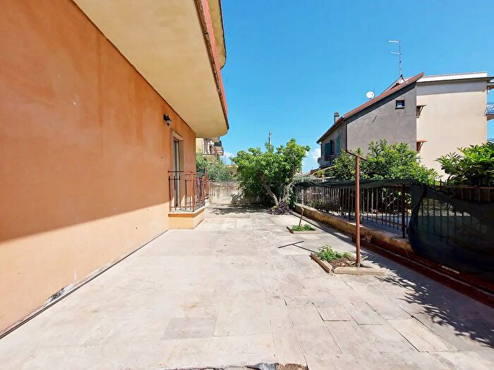 Appartamento trilocale in vendita in Via Casal Bellini, Tivoli
