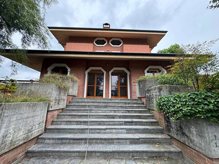 Appartamento quadrilocale in affitto in Via Roma, Centro, Castellamonte