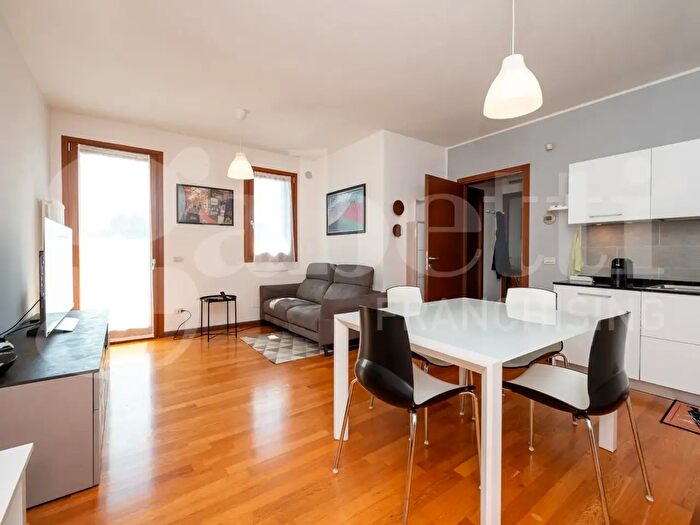 Appartamento trilocale in vendita in Via San Daniele, Albignasego