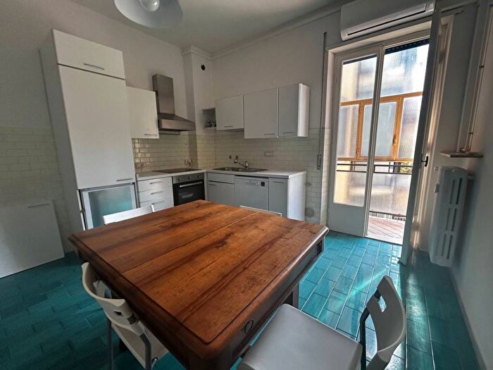 Appartamento quadrilocale in affitto in Via del Castello, Via Taverna Ospedale, Piacenza