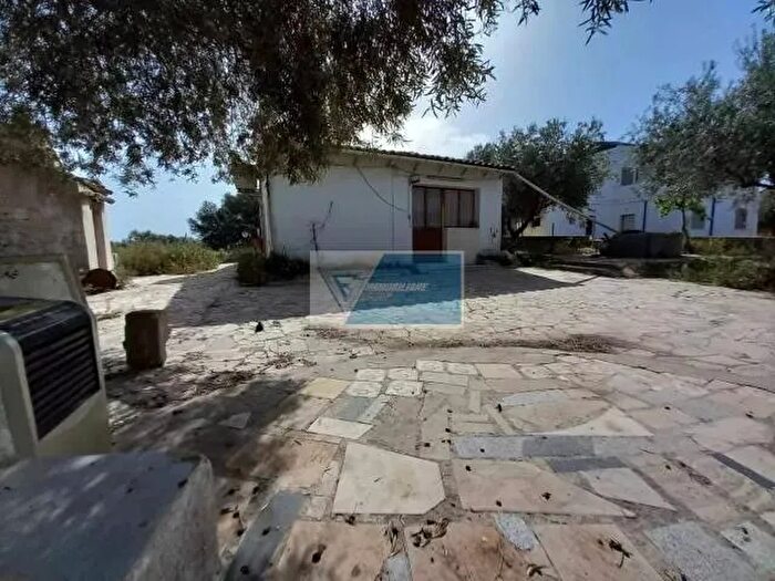 Casa trilocale in vendita in Floridia