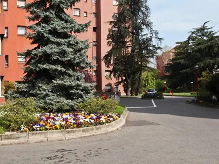 Appartamento quadrilocale in vendita in Via delle Forze Armate, Milano