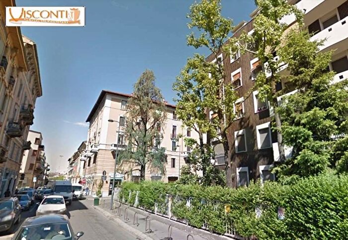 Appartamento monolocale in affitto in Via Popoli Uniti, Rovereto, Milano