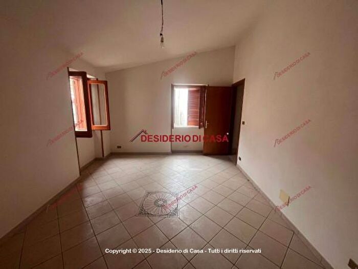 Casa trilocale in vendita in Via Scala, Gratteri