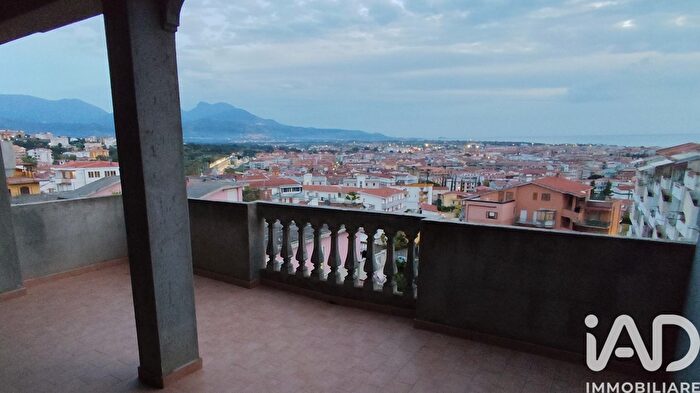 Appartamento con 5 locali in vendita in Via G Pezzotti, Scalea