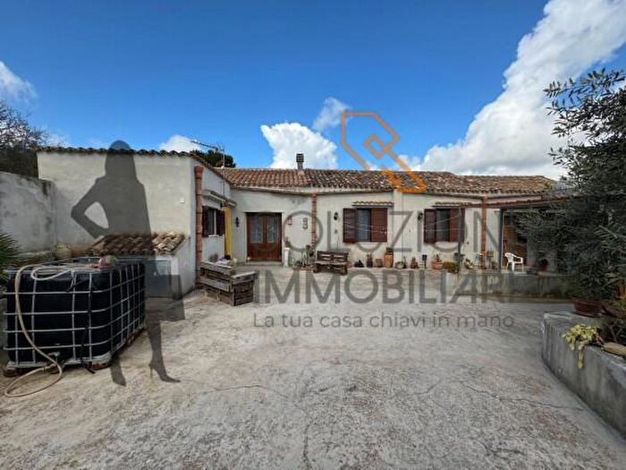 Appartamento con 5 locali in vendita in Via Passo Casale, Buseto Palizzolo