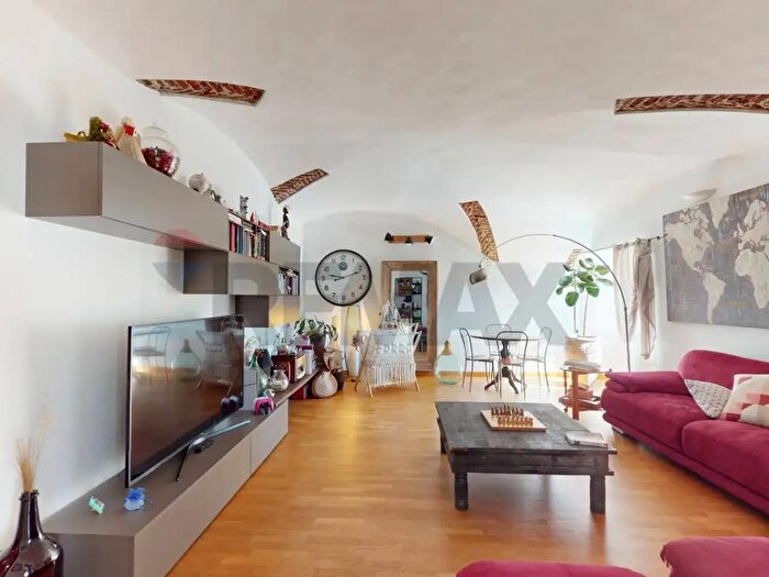 Appartamento trilocale in vendita in Via Gaspare Buffa B, Genova