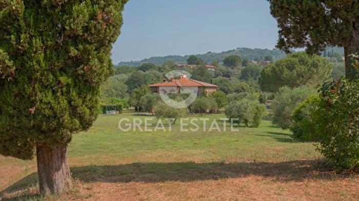 Casa con 6 locali in vendita in Citta Della Pieve