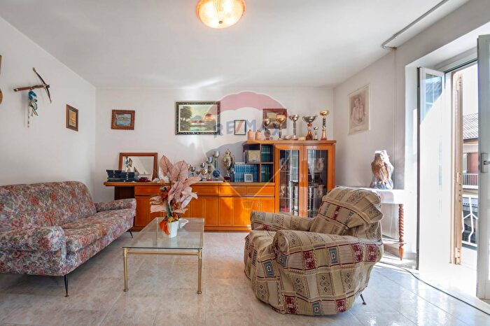 Appartamento quadrilocale in vendita in Viale Regina Margherita, Villamagna