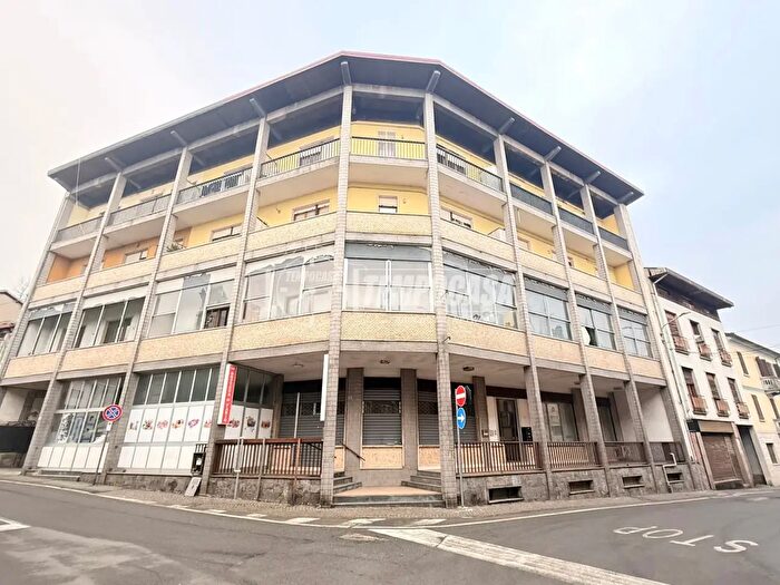 Appartamento quadrilocale in vendita in Corso Umberto, Buronzo