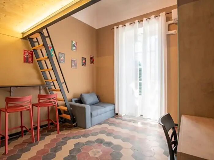 Appartamento con 5 locali in vendita in Via Francesco Faranda, Messina