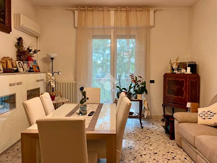 Appartamento trilocale in vendita in Via Madonna della Scala, Rimini