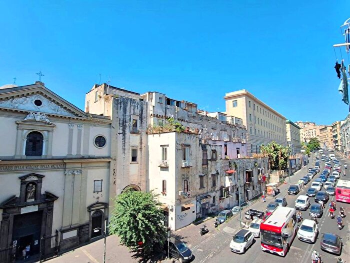 Appartamento quadrilocale in affitto in Via Salvator Rosa, Piazza Canneto Salvator Rosa, Napoli