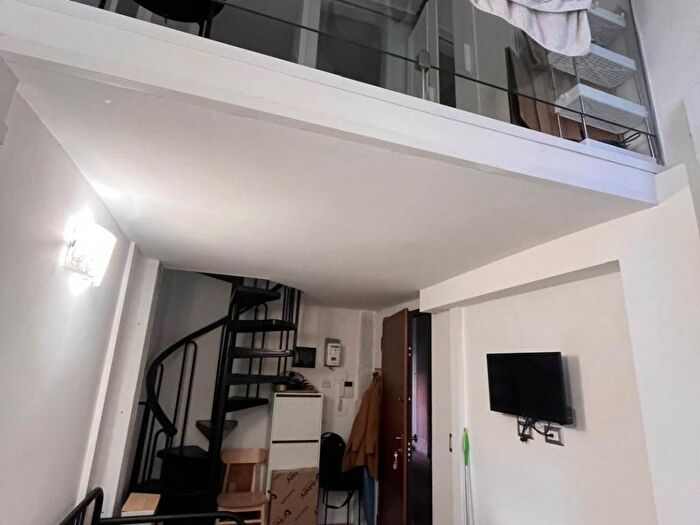 Appartamento monolocale in affitto in Via Carlo Farini, Farini, Milano