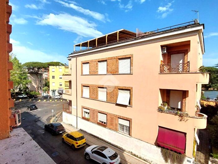 Appartamento trilocale in affitto in Piazza Dante, Centro Storico, Latina
