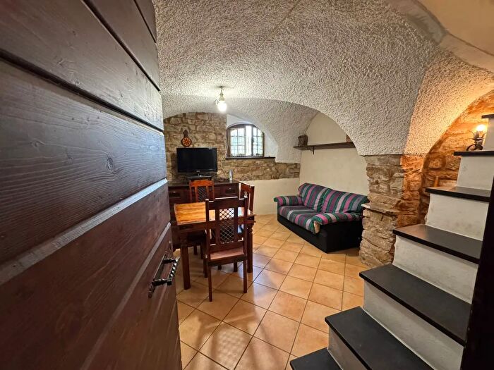 Appartamento bilocale in vendita in Via Armando Diaz, Imperia