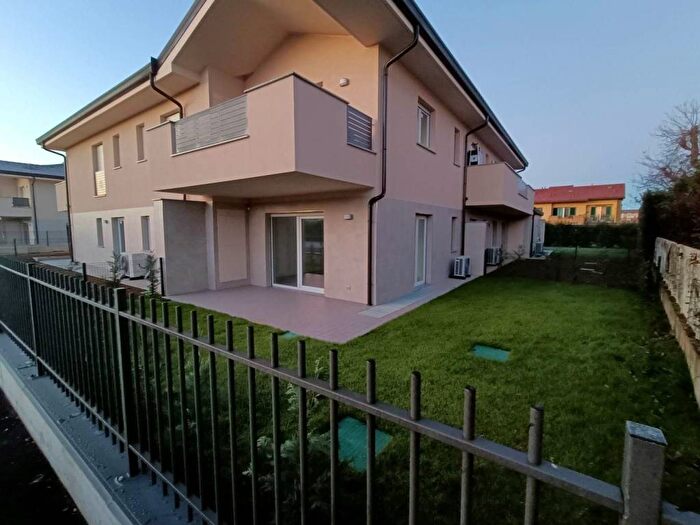 Appartamento monolocale in affitto in Via P F Mazzucchelli, Centro, Lainate