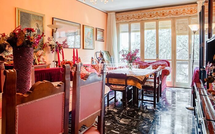 Appartamento trilocale in vendita in Via Marco Emilio Lepido, Reggio Emilia