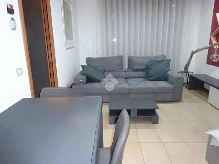 Appartamento trilocale in vendita in Via Enzo Nenci, Ferrara