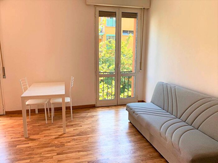 Appartamento monolocale in affitto in Via Alfredo Bergami, Saffi, Bologna