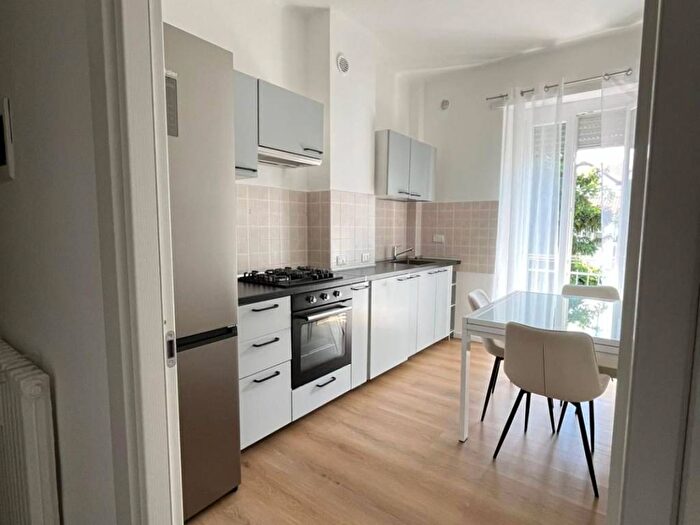 Appartamento trilocale in affitto in Via Giuseppe Tartini, Regio Parco, Torino