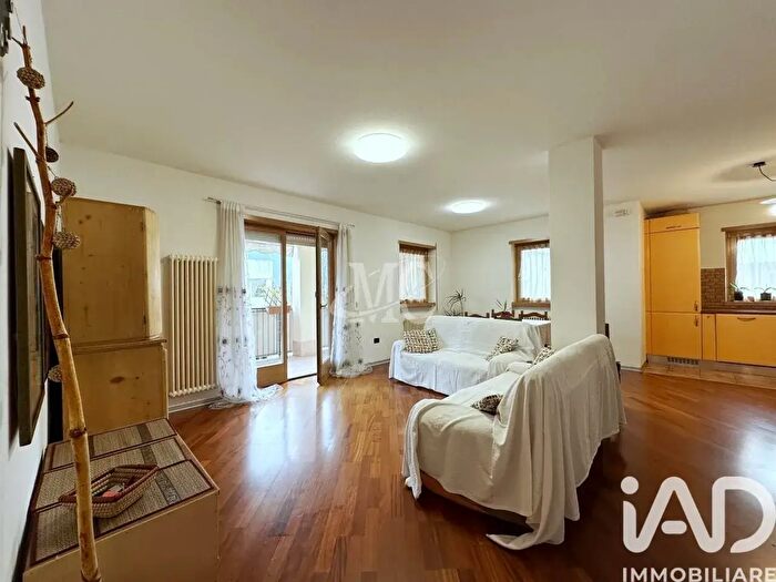 Appartamento quadrilocale in vendita in Via Venezia Snc, Arco