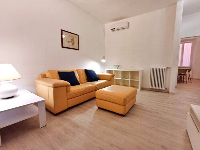 Appartamento con 5 locali in affitto in Via Vincenzo Cappellini, Centro, Sestri Levante