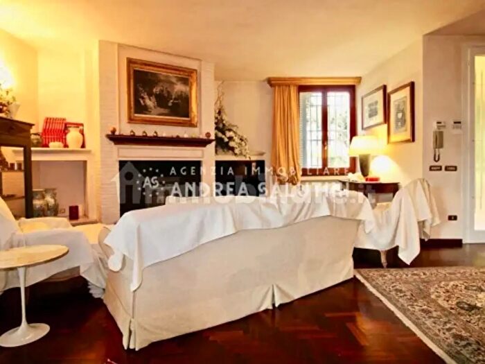 Casa con 6 locali in vendita in Pontedera