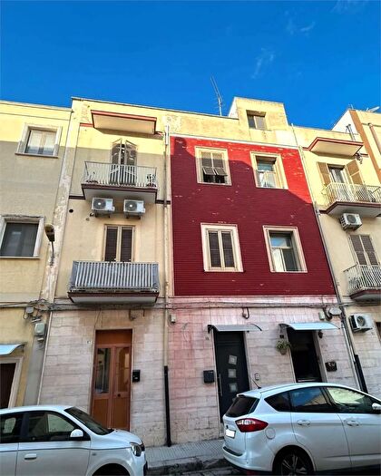 Appartamento trilocale in vendita in Via Aosta Brindisi, Brindisi