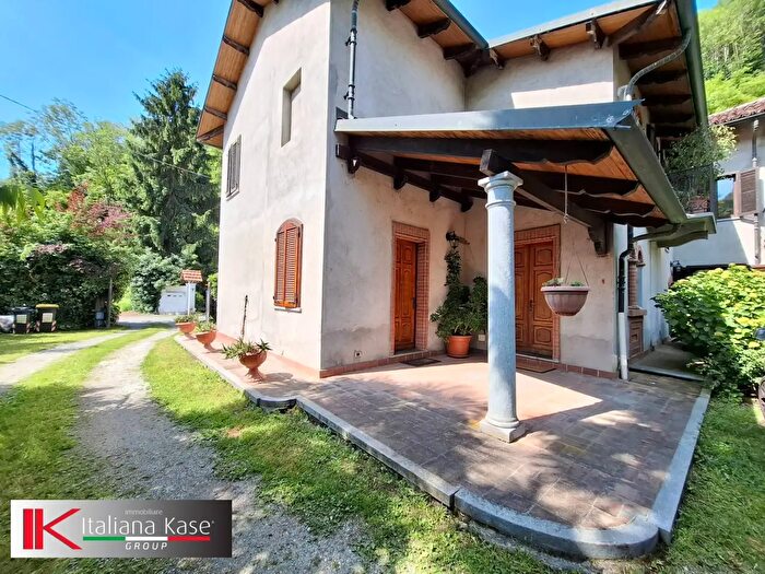 Appartamento trilocale in affitto in Strada Valle Scursatone, Castiglione Torinese