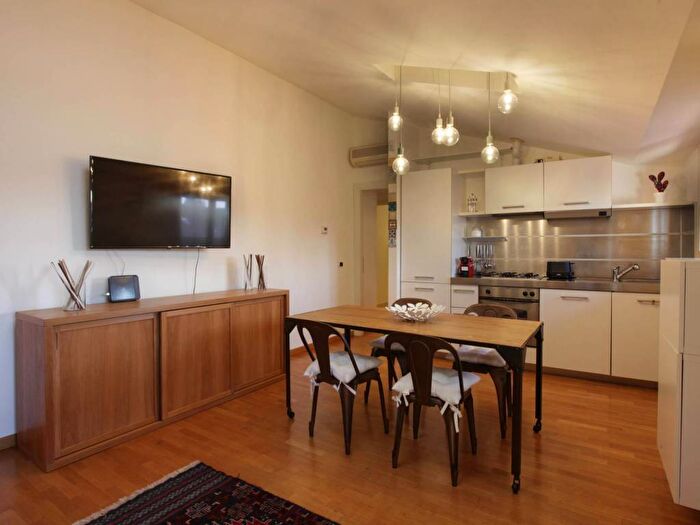 Appartamento bilocale in affitto in Via Giovanni Battista Pergolesi, Buenos Aires, Milano