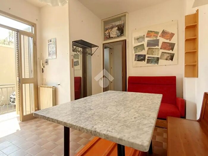 Appartamento bilocale in vendita in Viale Galileo Galilei, Carrara