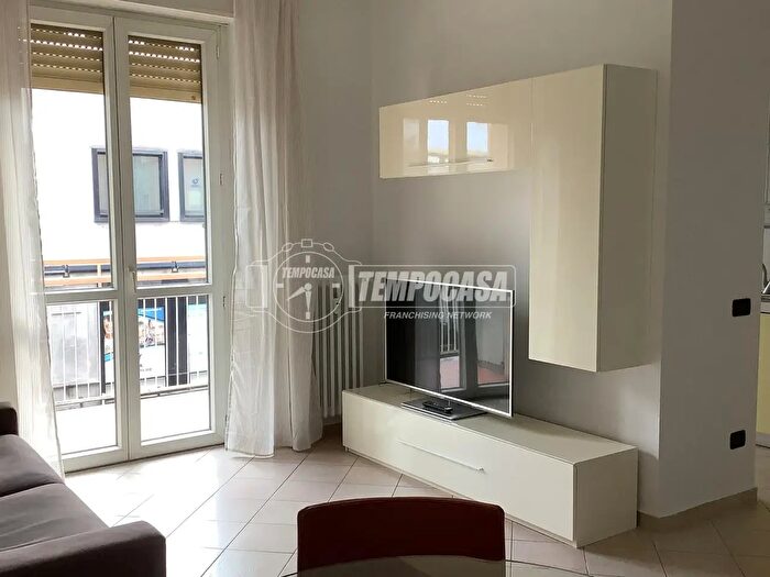 Appartamento bilocale in affitto in Via Ferrari, Monza