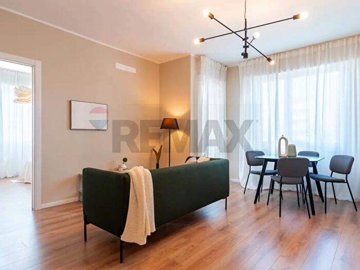 Appartamento trilocale in vendita in Via Monte Bianco, Busto Arsizio