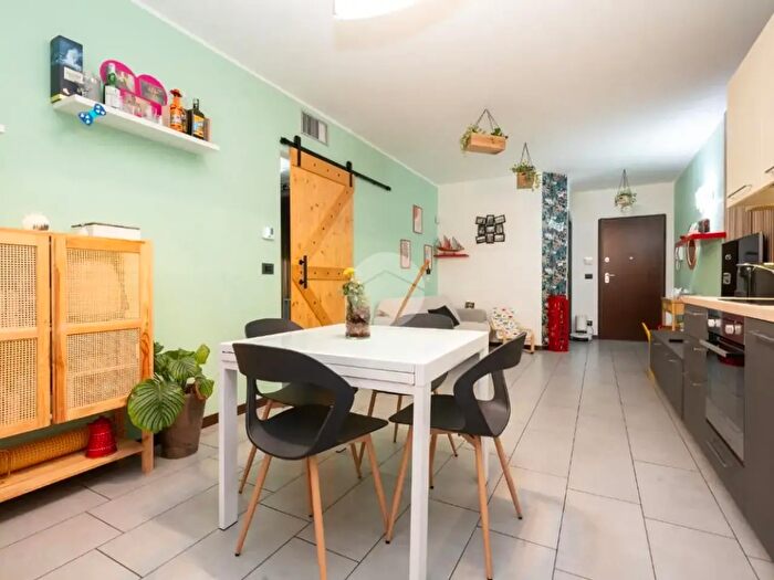 Appartamento trilocale in vendita in Via Cristoforo Colombo, Caselle Torinese