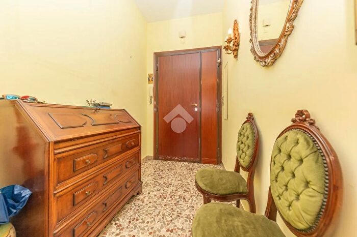 Appartamento trilocale in vendita in Via Ivanoe Bonomi, Roma