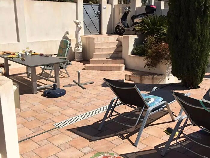 Appartamento trilocale in vendita in Perinaldo