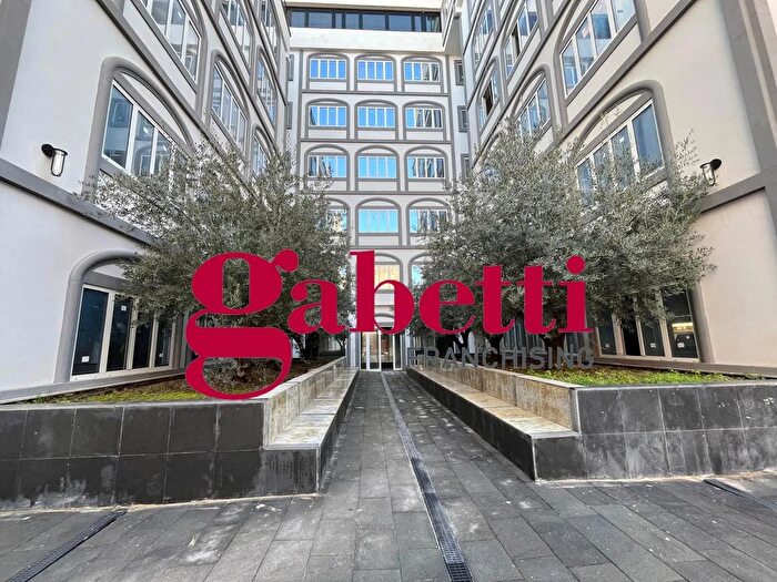 Appartamento trilocale in vendita in Vicolo della Ratta, Caserta